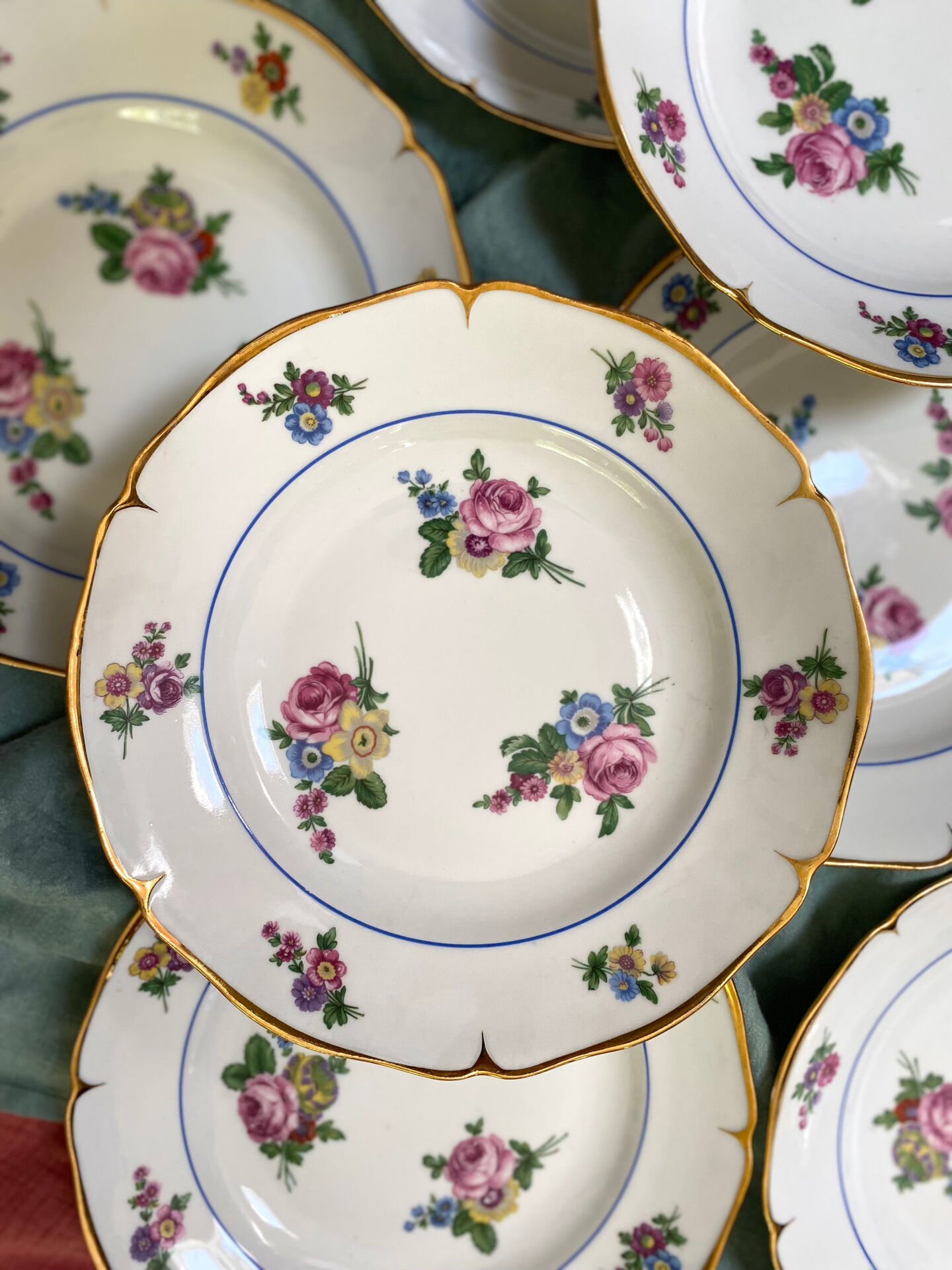 8 deep plates in Foëcy porcelain - 1930