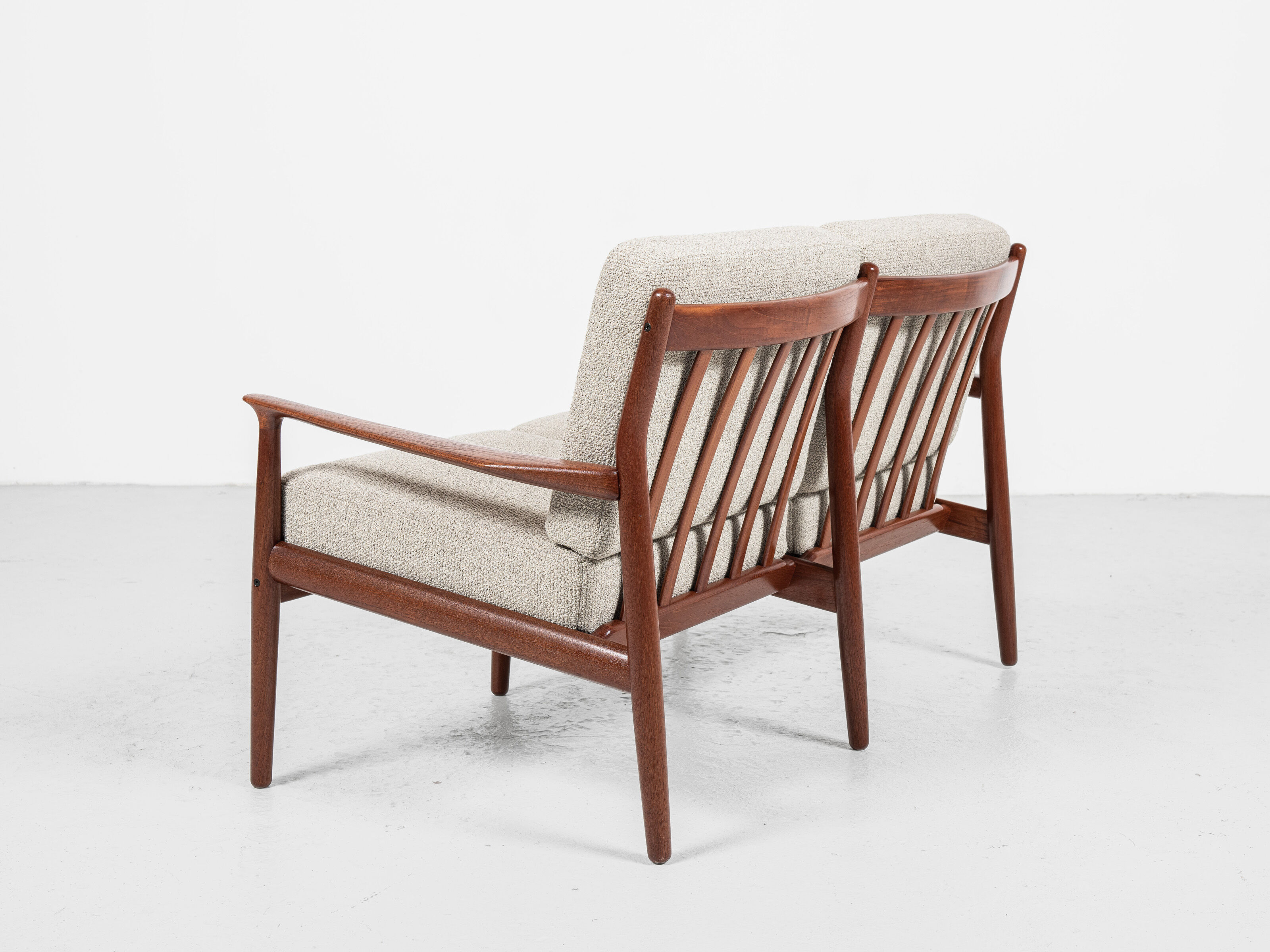 2-seater sofa design Sven Age Eriksen published by Glostrup 1960s.