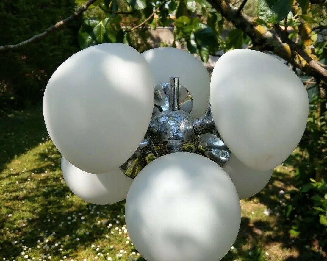 Vintage design lamppost