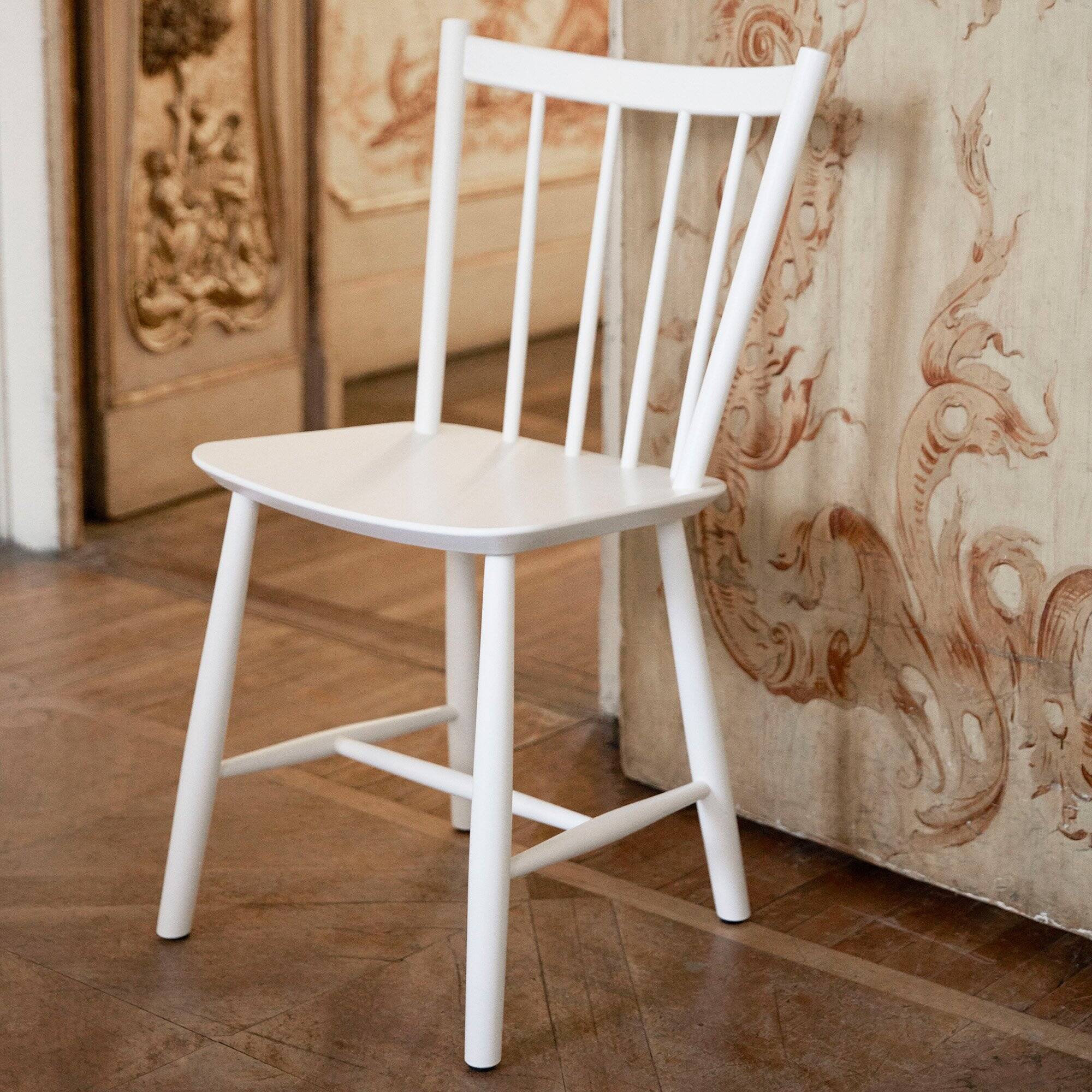 Chair | J41 | HAY