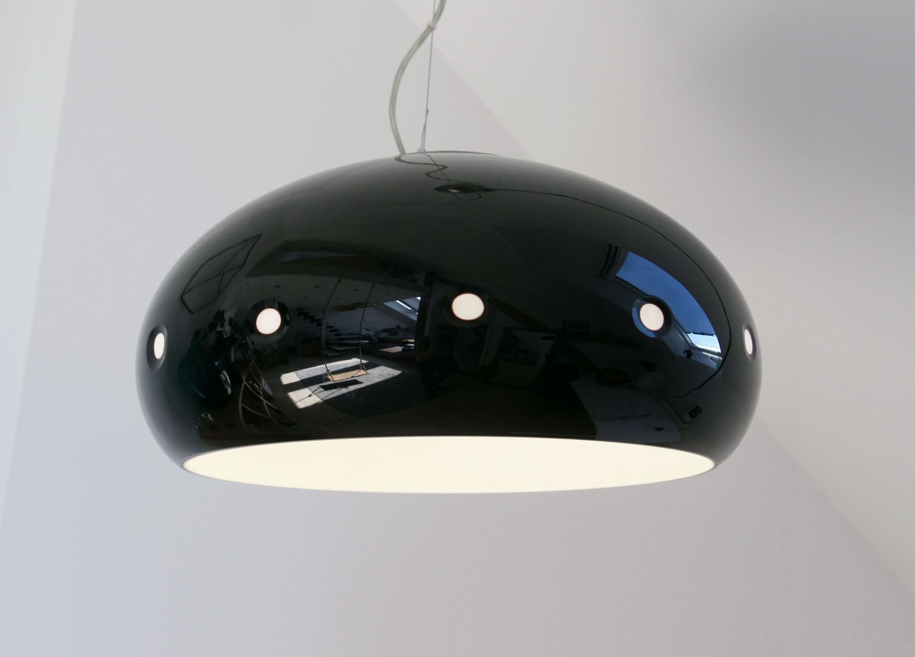 Suspension en verre noir