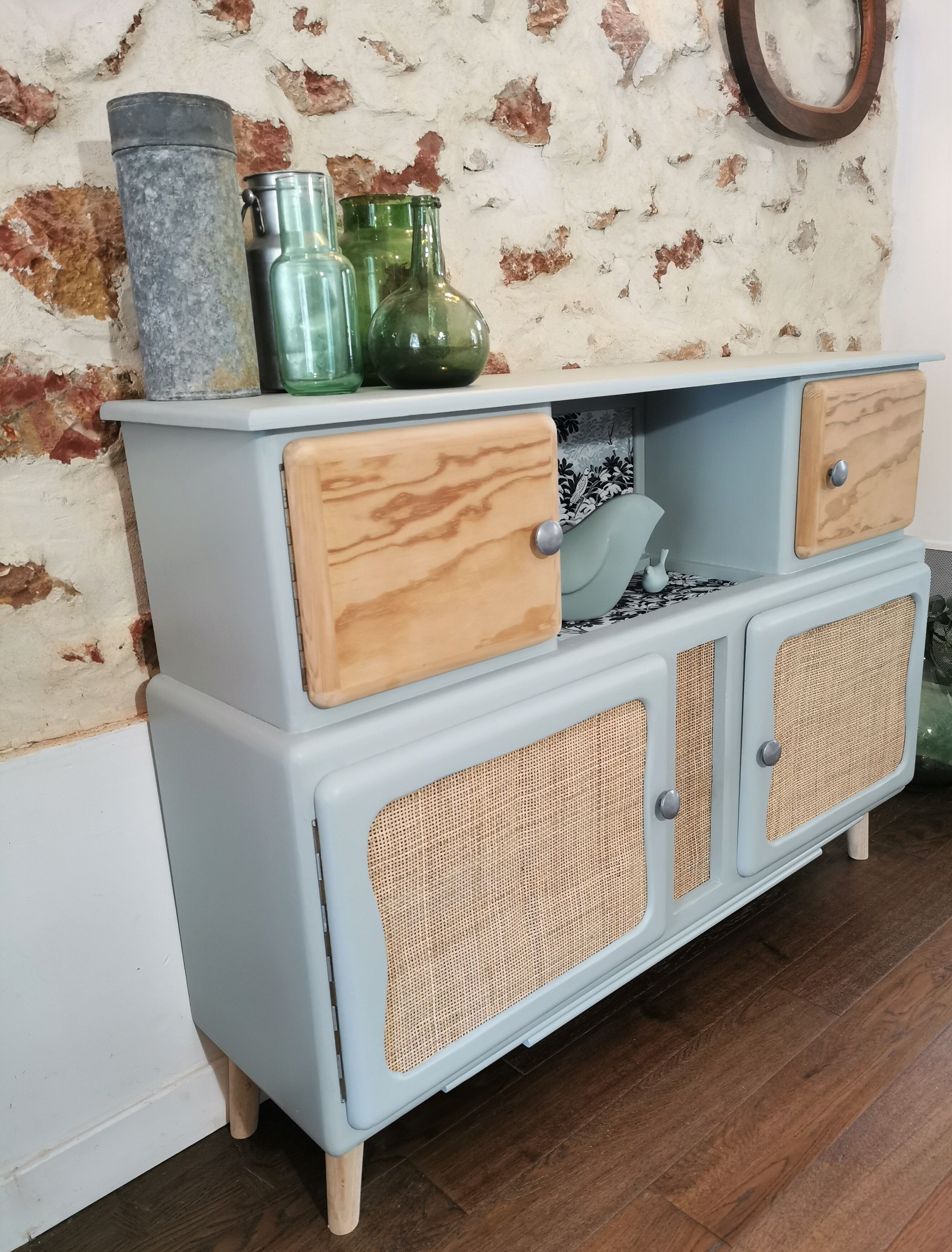 Mado buffet top hijacked