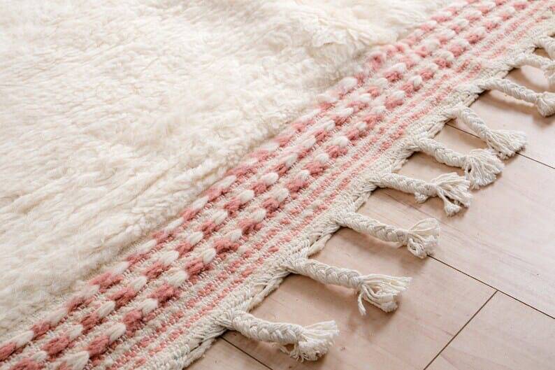 Handmade traditional Atlas Moroccan rug, size 150 x 250 cm.