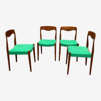 Set of scandinavian chairs