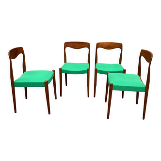 Set of scandinavian chairs