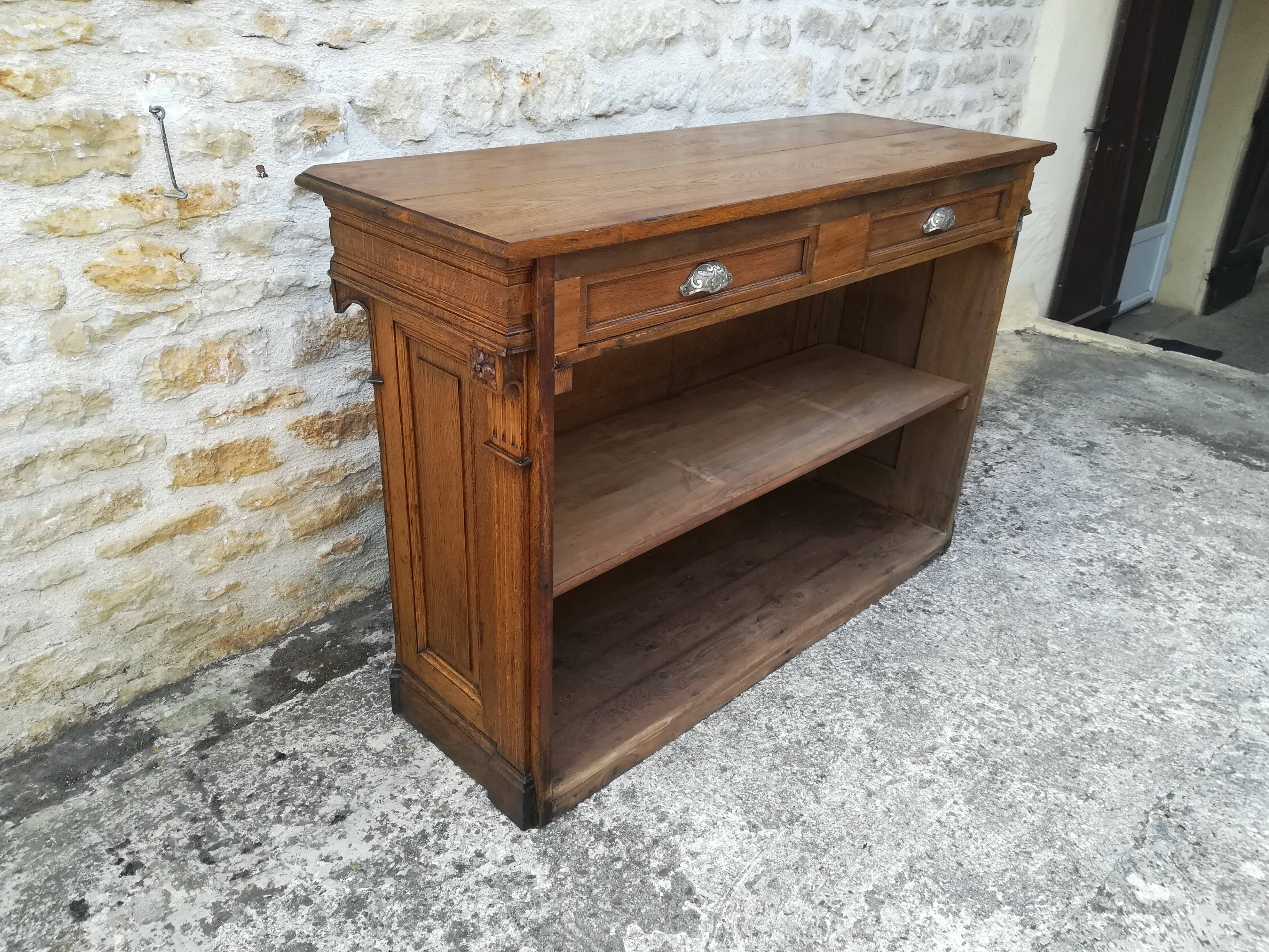 Oak counter