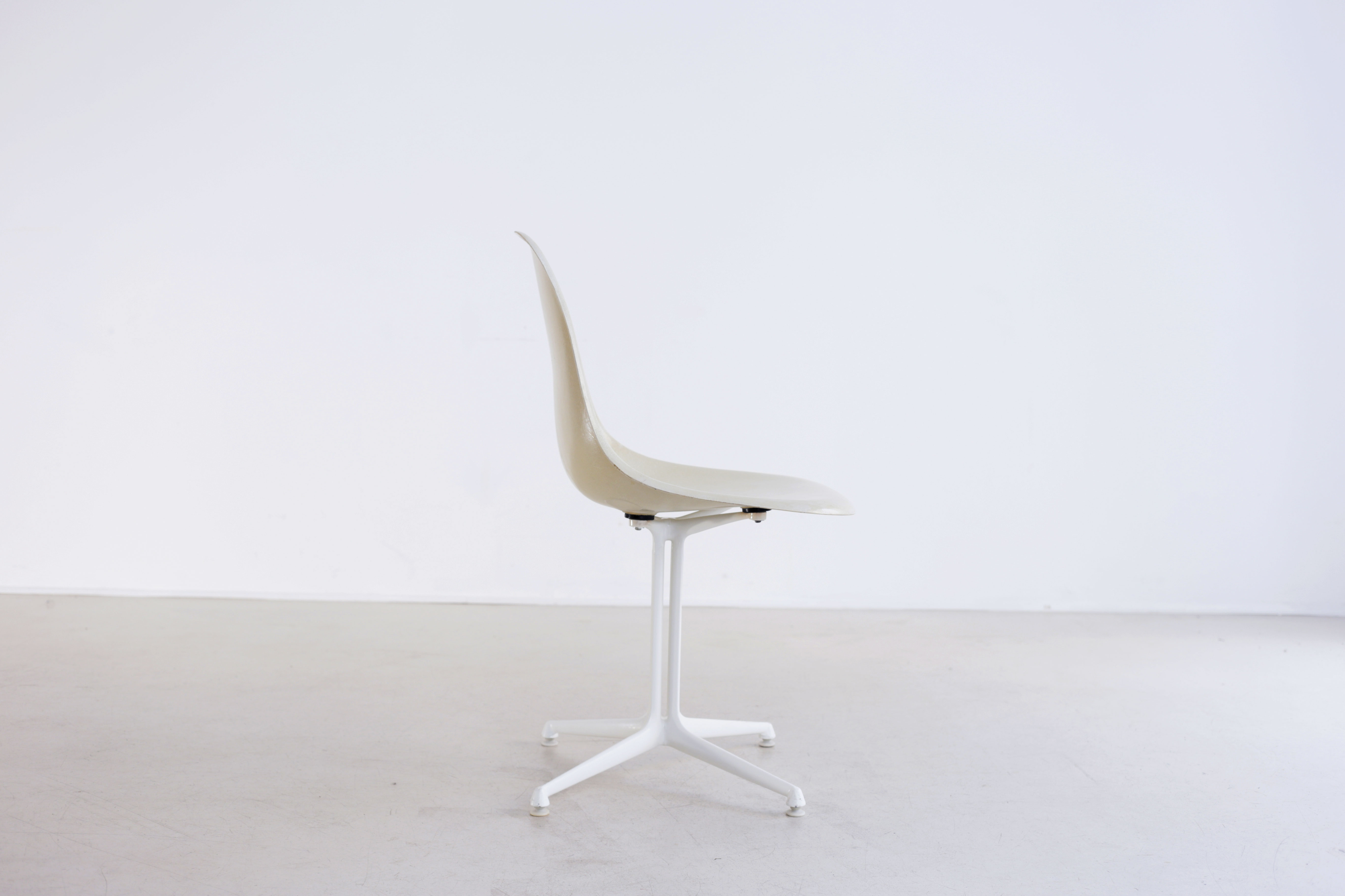 Chaises La Fonda par Charles Eames édition Herman Miller 1960