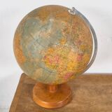 Globe terrestre rotatif vintage (vers 1950)