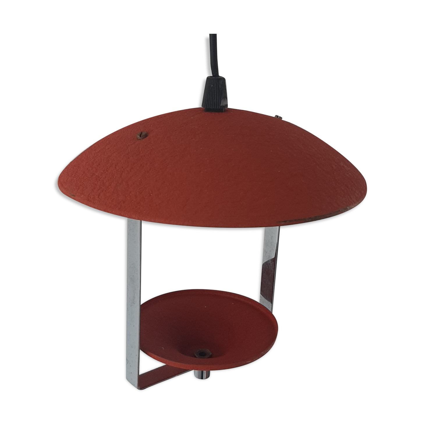 Orange-red metal hanging lamp