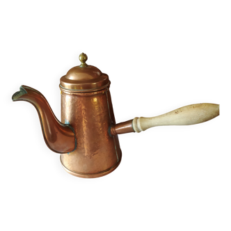 Copper kettle from Villedieu