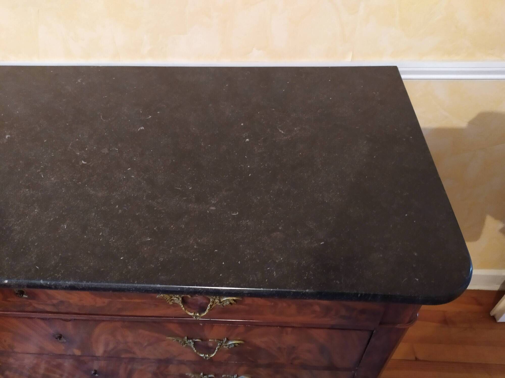 Louis Philippe chest of drawers In walnut veneer with black marble top