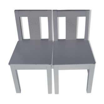 Duo of children's chairs