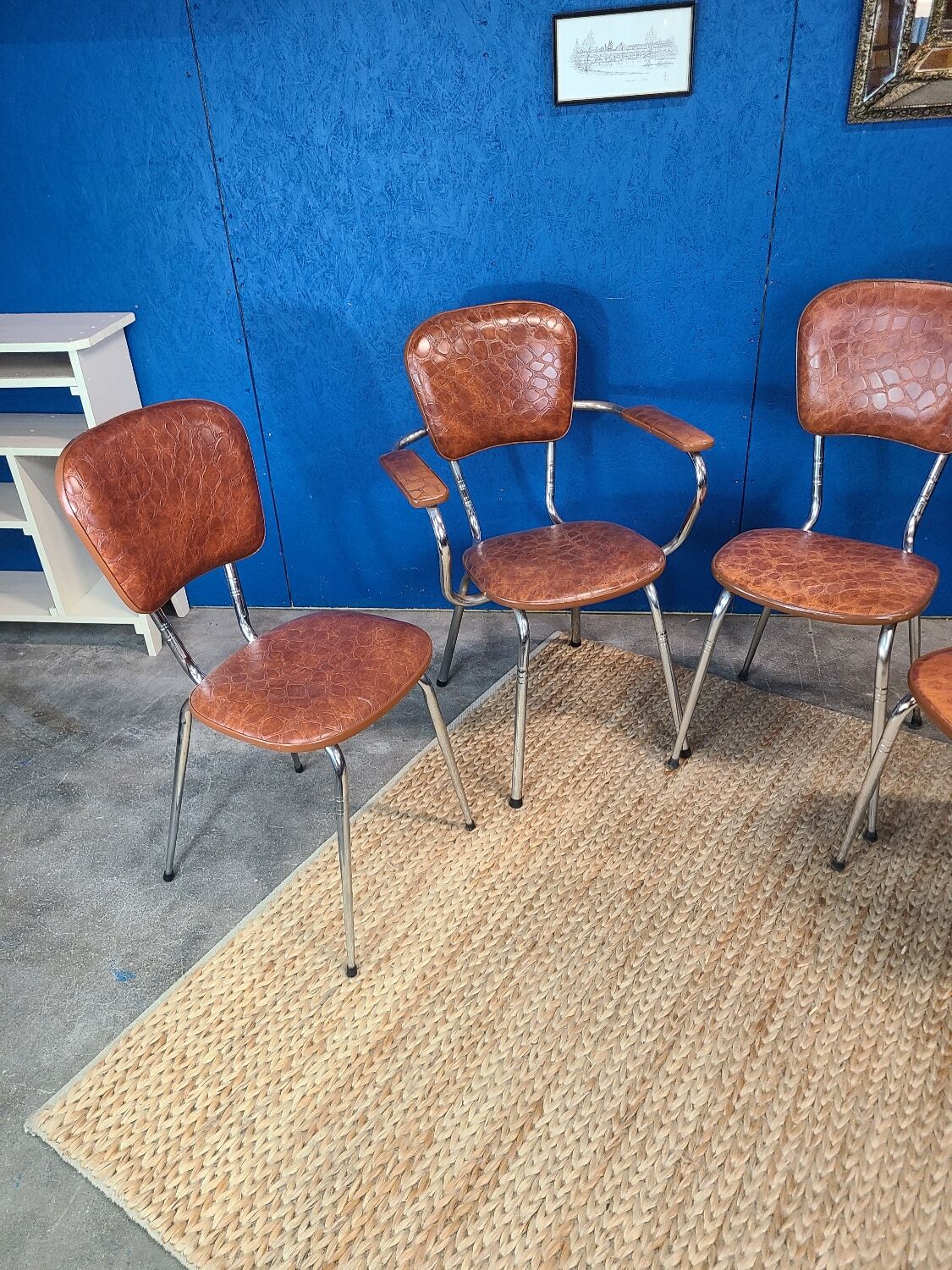 Suite of 4 comfort chairs lux circa 1950