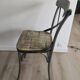 Chaise en métal