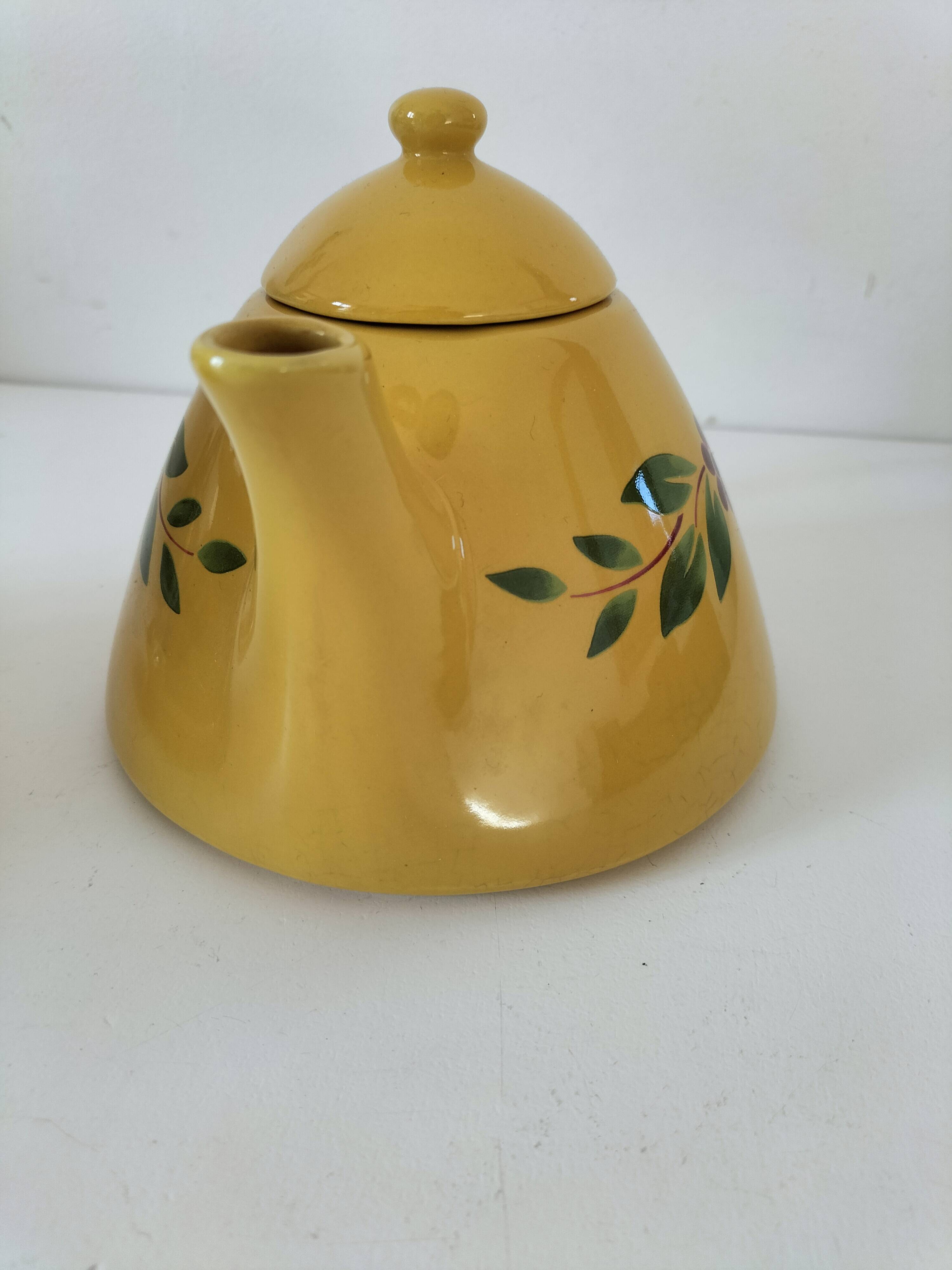 Swedish tea service Christineholm 1970s yellow