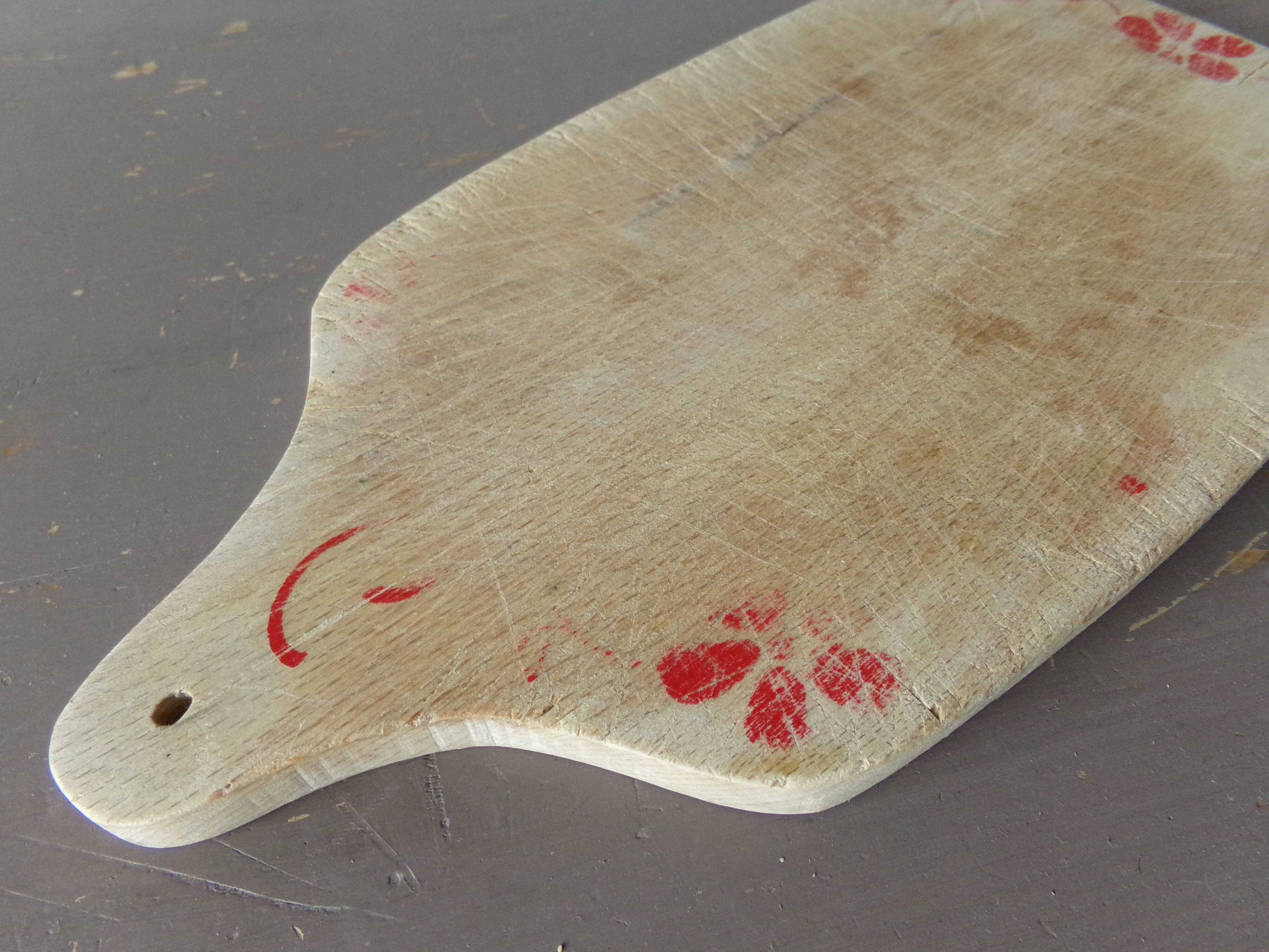 Planche à découper fleurie