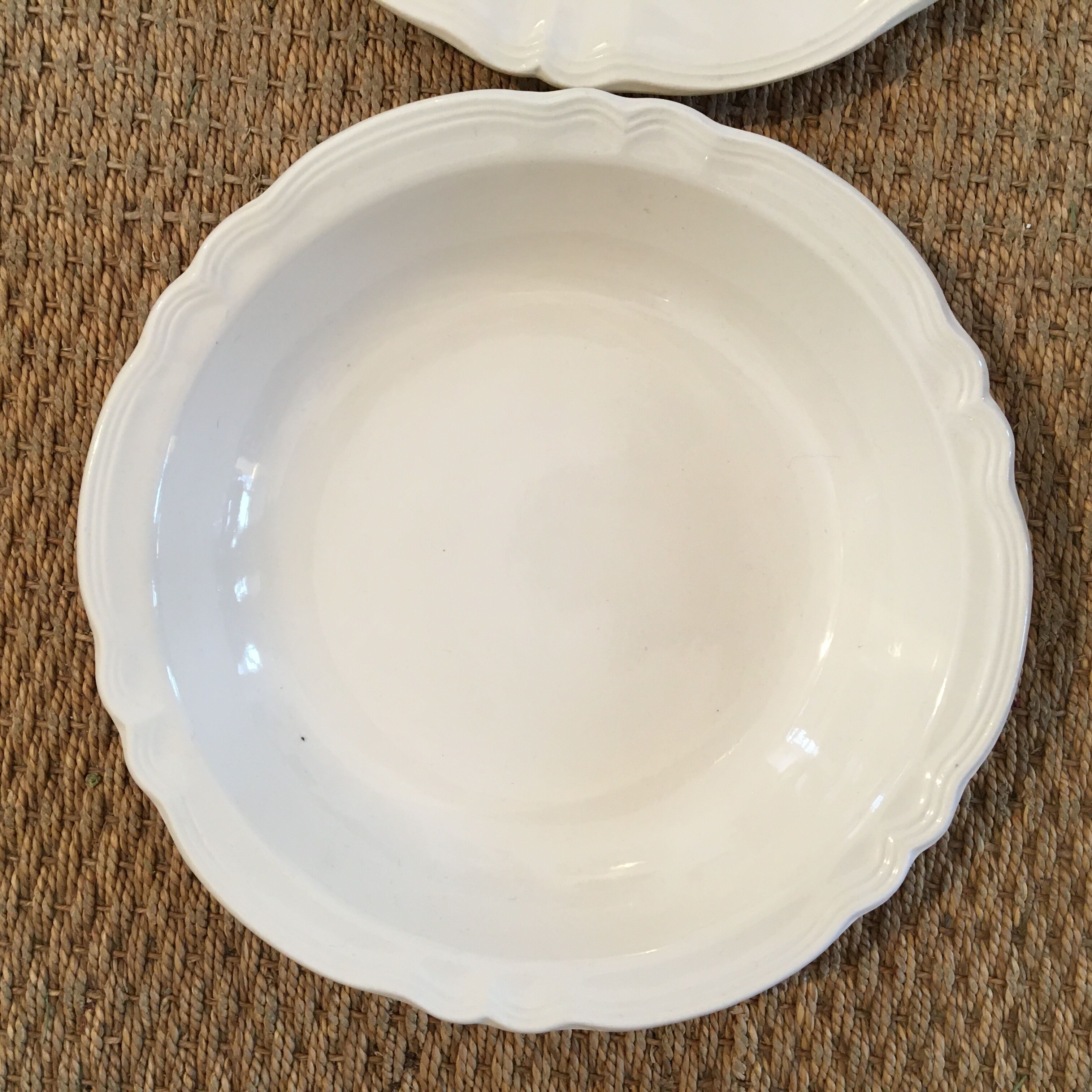 Digoin Sarreguemines 2-course ivory-style set