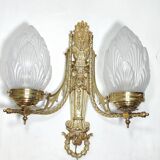 Aplique de pared de bronce. Francia, 1950s.