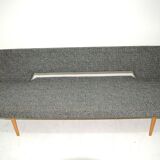 Midcentury sofa by Miroslav Navrátil, 1960s, Czechoslovakia