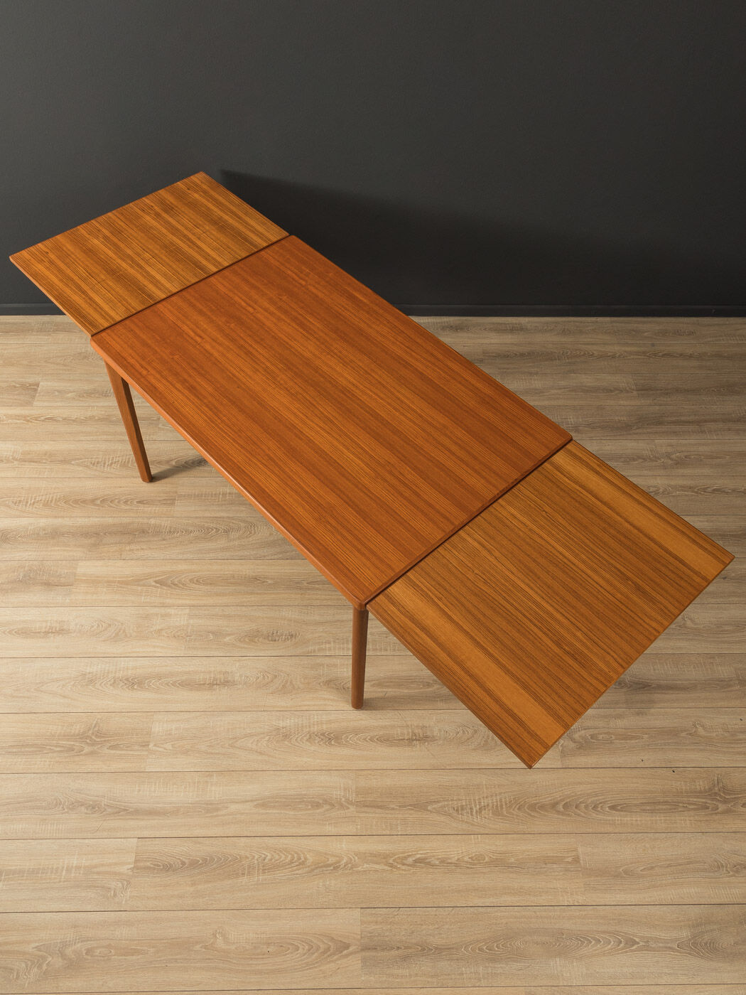1960s dining table, Henning Kjaernulf