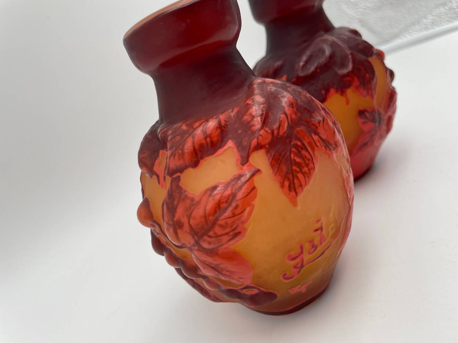 Paire de vases Tip Emile Gallé, pate de verre