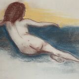 Tableau signé sanguine pastel portait féminin « le divan bleu »