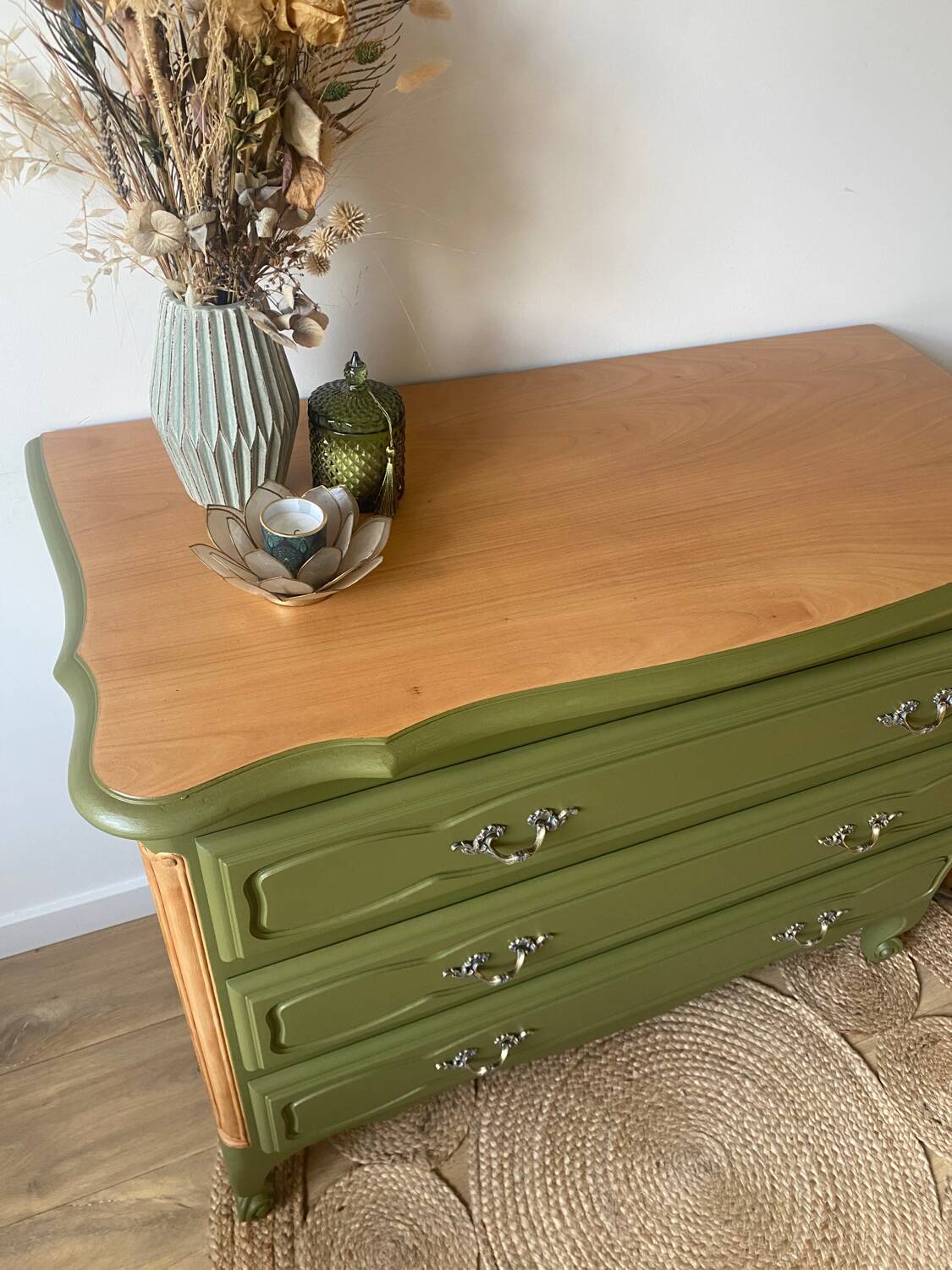 3-drawer chest of drawers redesigned in woody green and wood