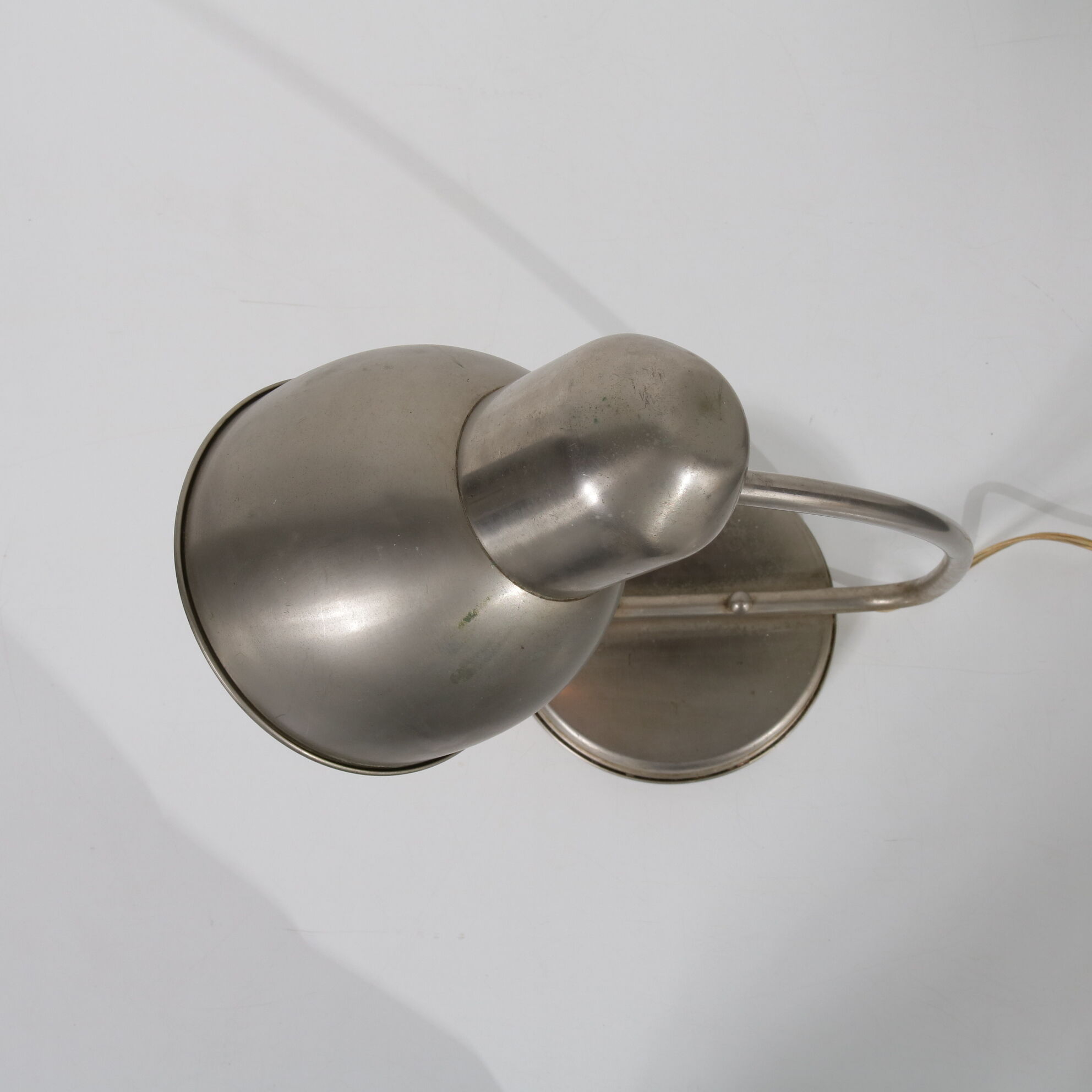 Chrome metal desk lamp  manufactured by Daalderop in the Netherlands 1930