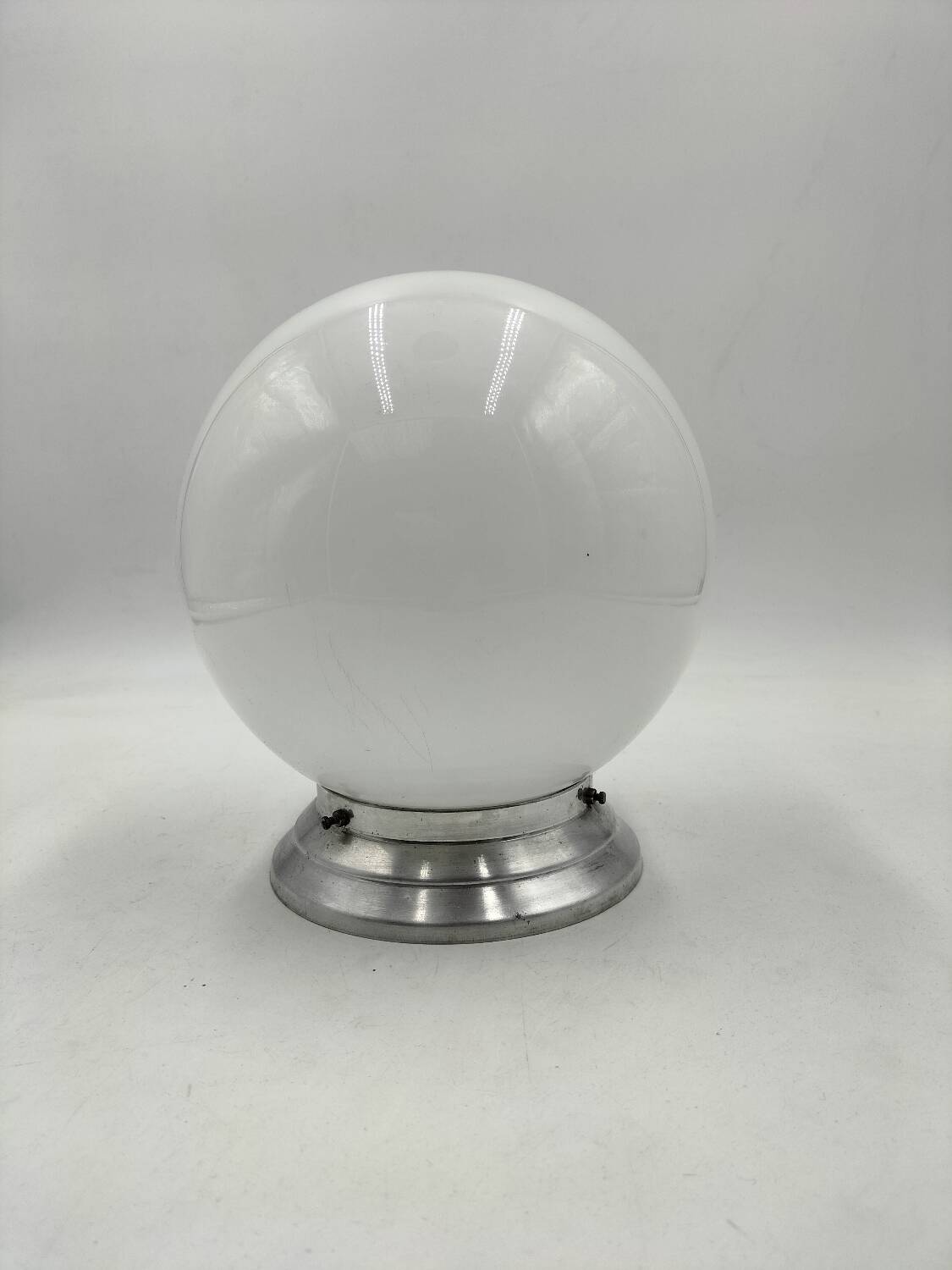 Opaline ceiling light