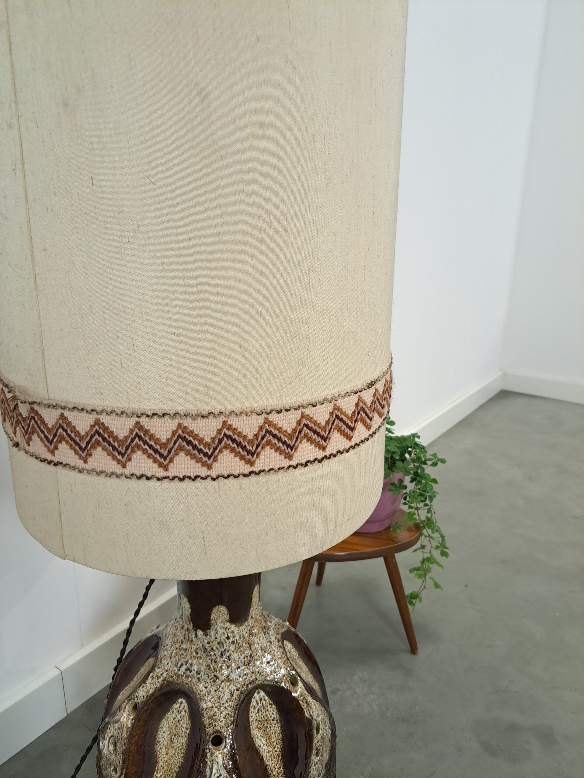 Lampe en céramique marron de Besigheimer Leuchten avec base éclairée