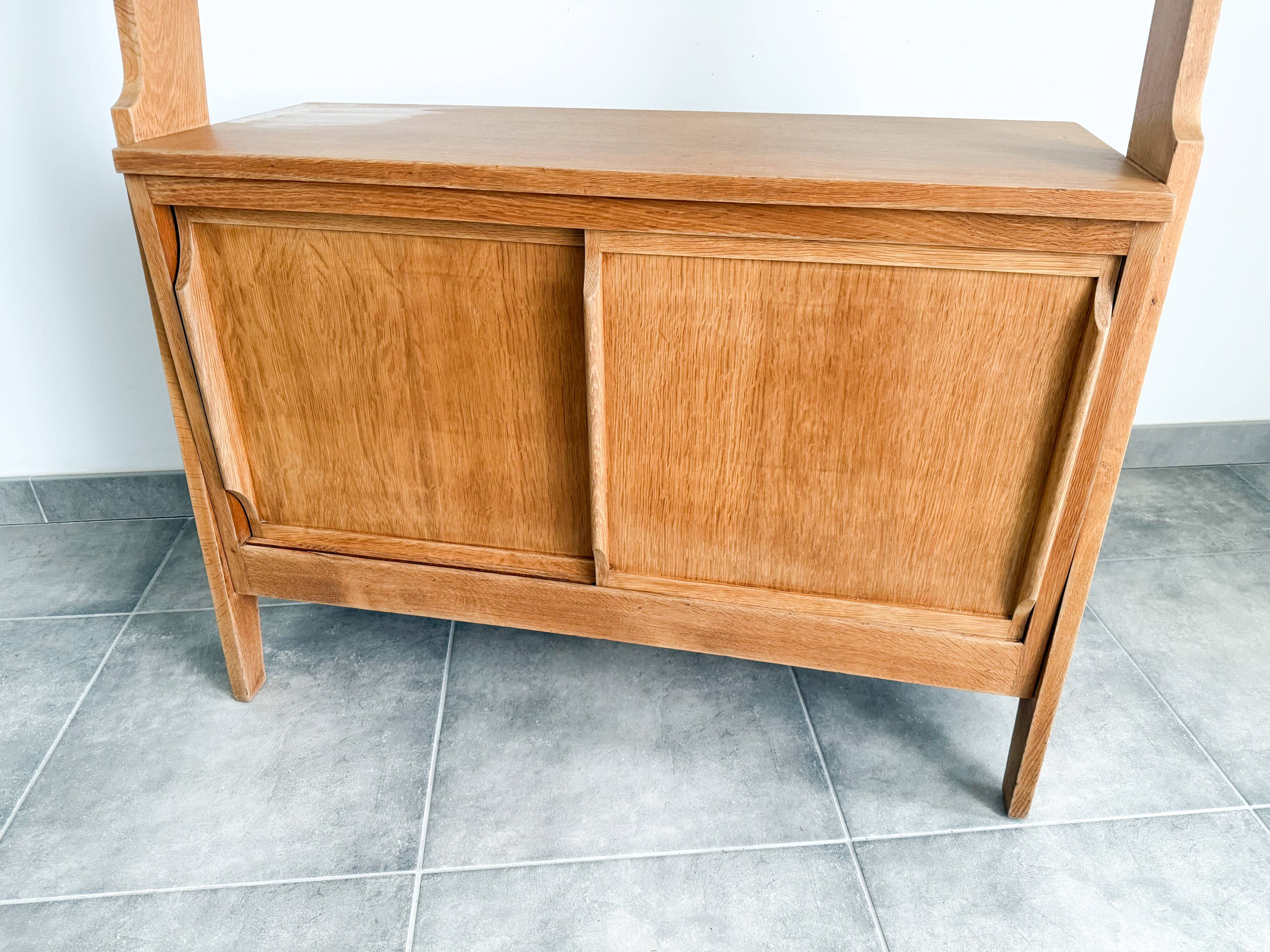 Bibliothèque de style scandinave, pieds compas, 1950/60'
