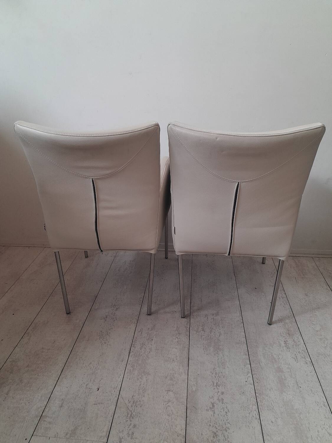 2 chairs by Bert Plantagie