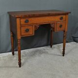 Small Oak Desk, Victorian Period, England – Late 19th Century