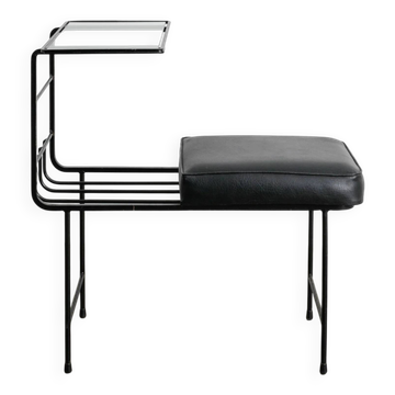 Table console banc noire française de milieu de siècle par Mathieu Matégot, années 1950.