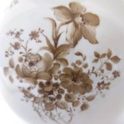 Vase en céramique ivoire et détails floraux marron par Rosenthal, Italie