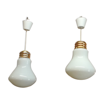 Pair of giant opaline bulb suspensions