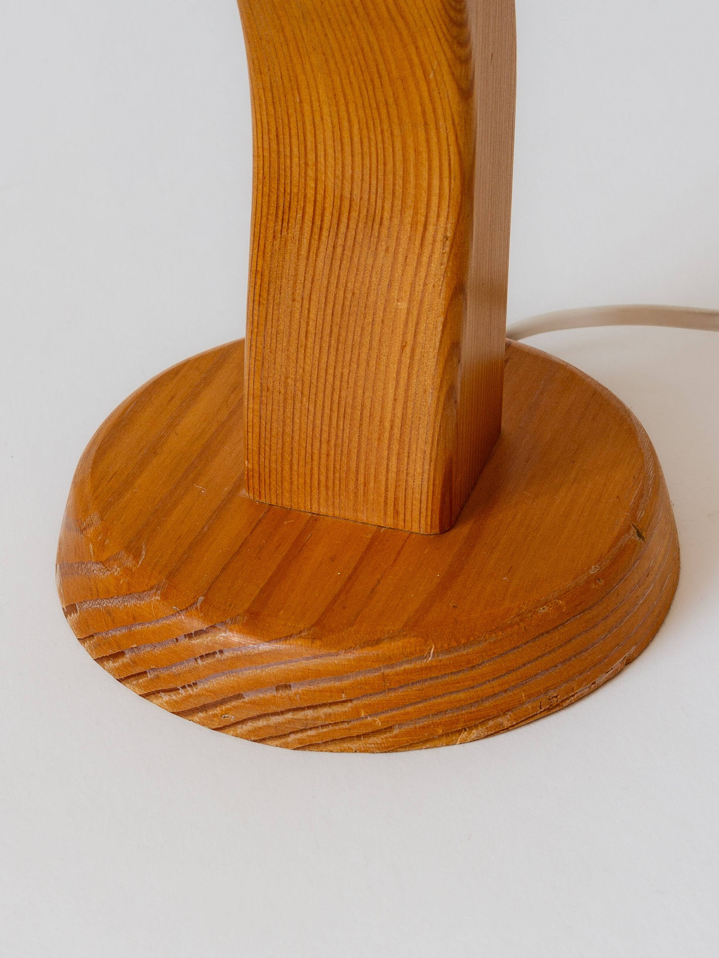 Organically shaped pine lamp base, 1980s