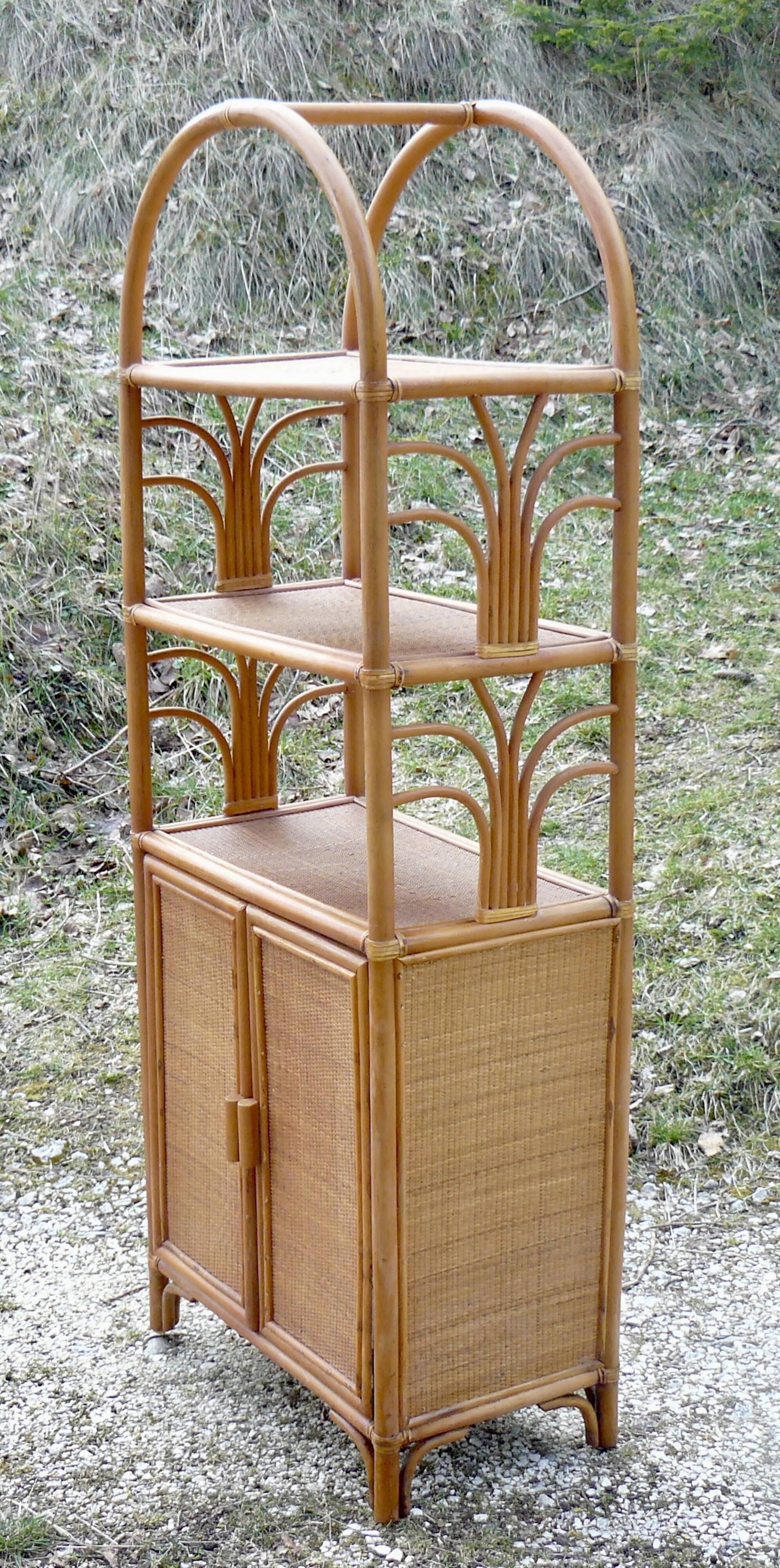 Bibliothèque rotin vintage 1970 meuble 2 portes et étagères