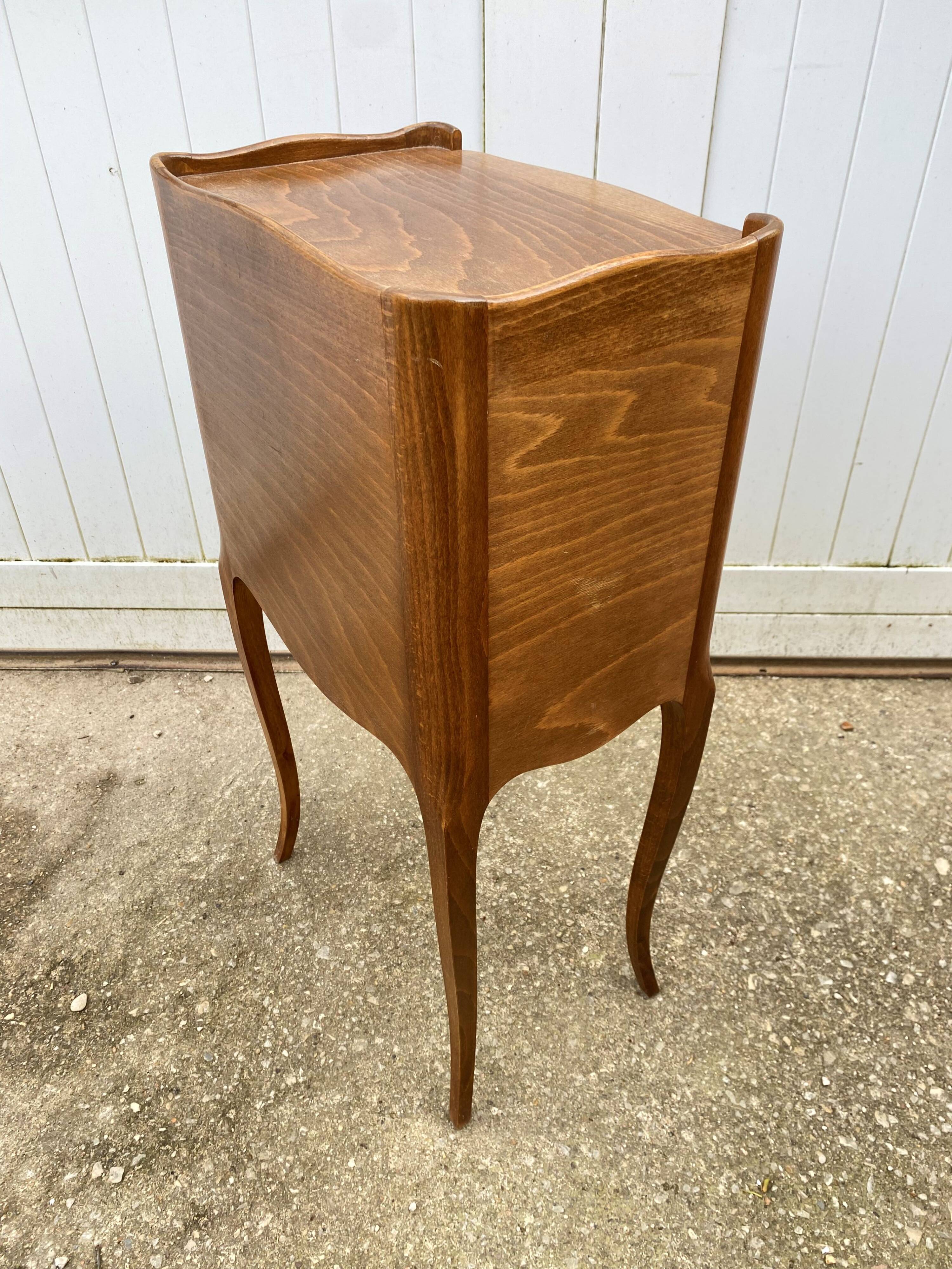Louis XV style bedside table with 1 drawer