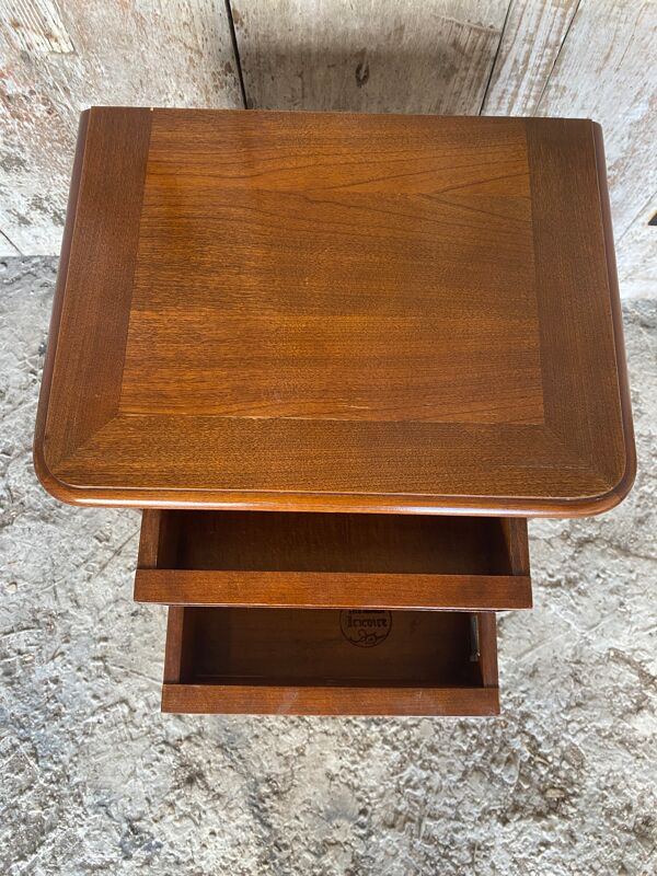 Chevet ancien, table nuit Tricoire style Louis XVI en bois, 2 tiroirs
