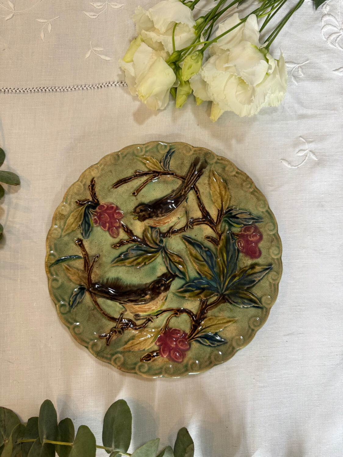 Bird plate barbotine