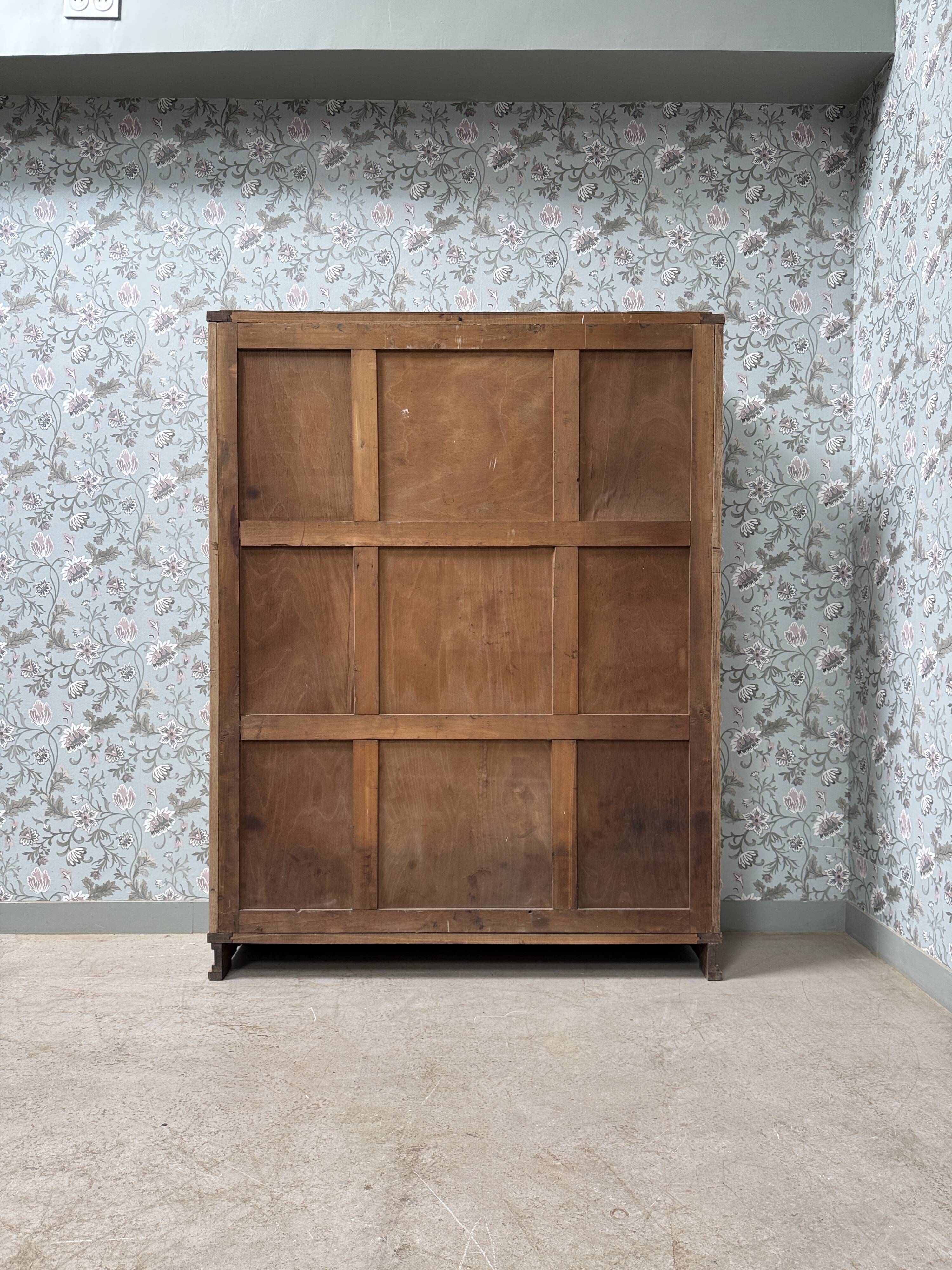 Large Art Deco wardrobe in oak (renovated)