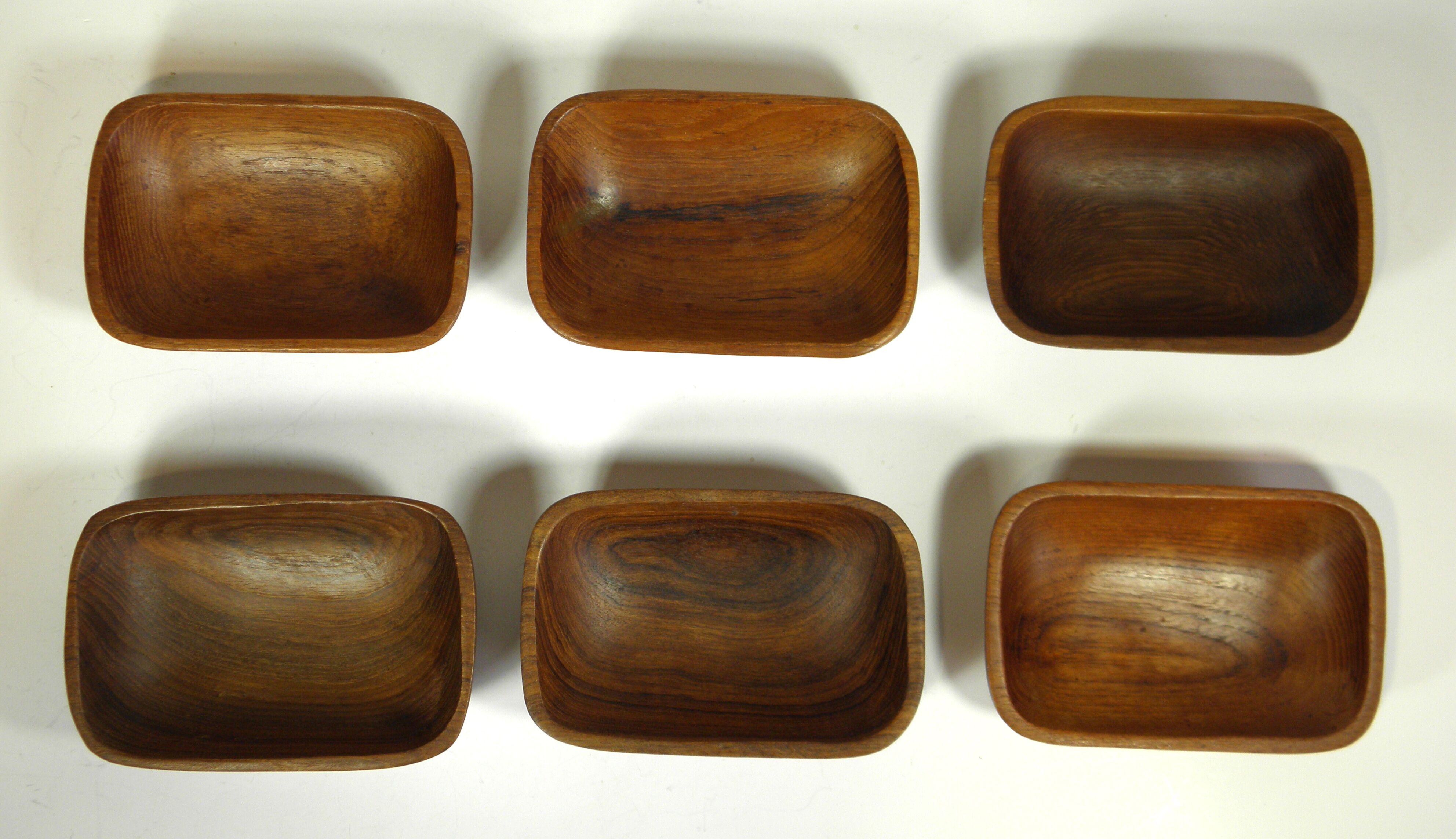 Set of 6 teak bowls 15 x 10