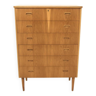 Scandinavian “tallboy” chest of drawers in oak, Sweden, 1950