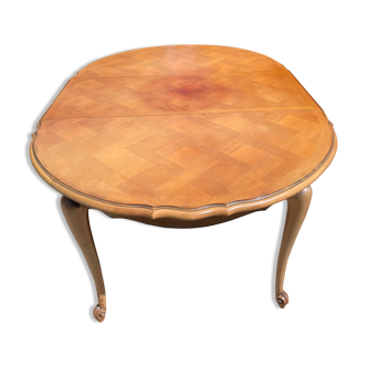 Cherry table with extension