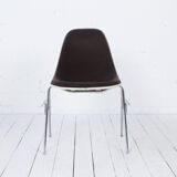 Side chair by Charles & Ray Eames for Herman Miller