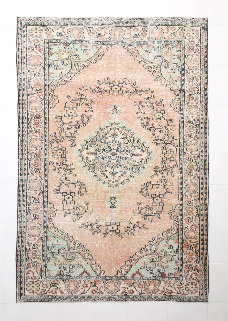 Turkish Rug, 191x286Cm