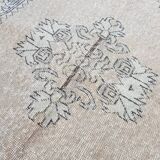 Petit grand tapis floral vintage