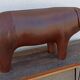 Cochon en cuir