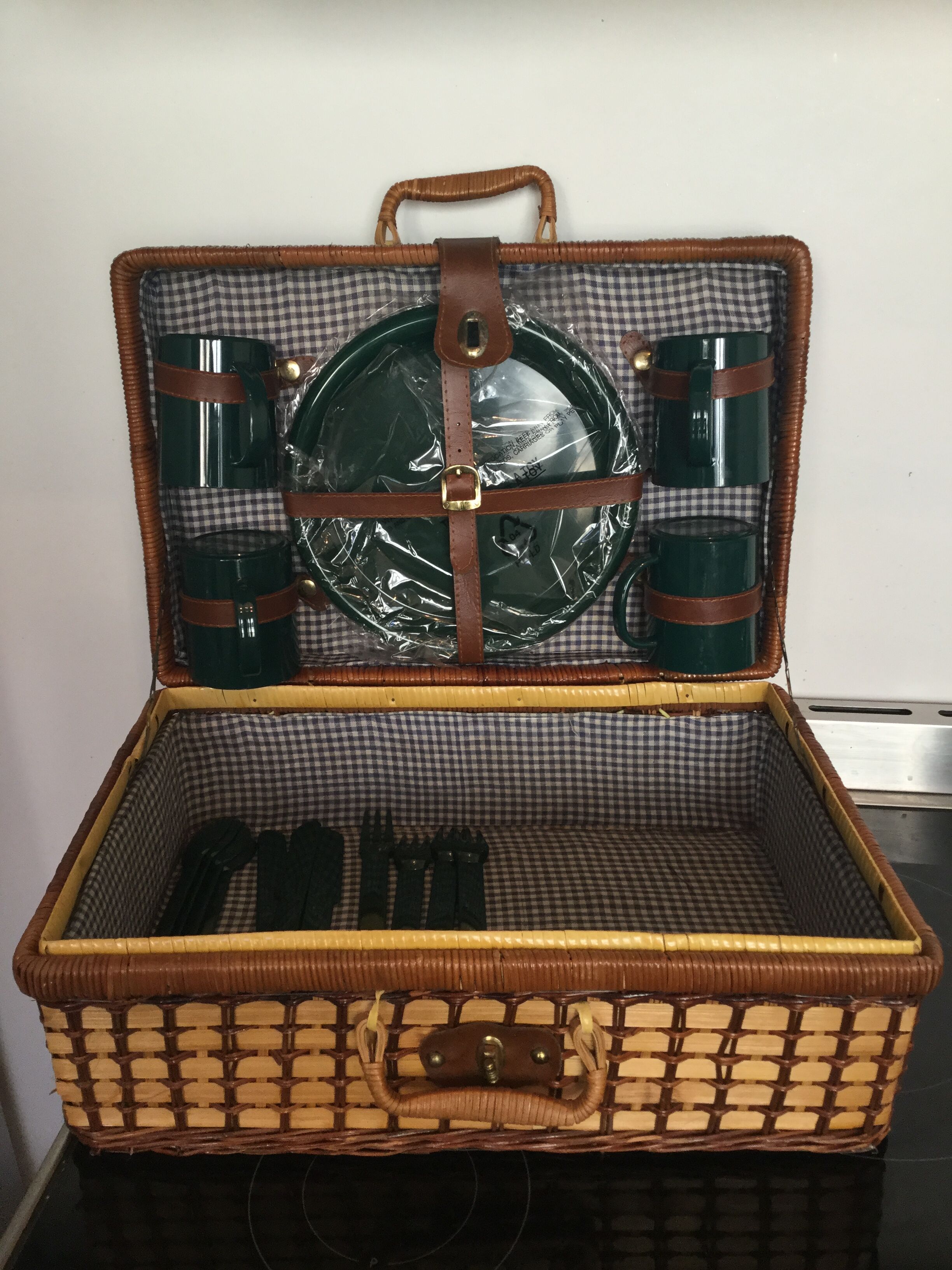 Vintage picnic basket